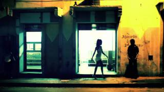 Video-Miniaturansicht von „Mia Martina - Latin Moon“