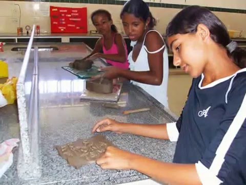 Oficinas de Artes do Colégio Estadual Vitória de Santa Maria (CEVSM)