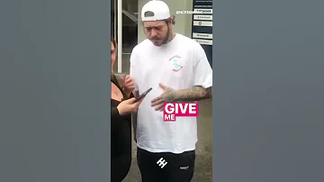 How Post Malone Really Treats His Fans 😢