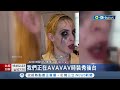 超搞怪！米蘭小眾牌再祭出創意大秀 模特兒狼狽&quot;伸展台忙穿褲&quot;.狂奔亂竄 荒唐劇情掀網路熱烈回響│記者 姚懷真│【國際局勢】20230925│三立iNEWS