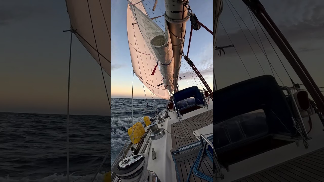 ⁣Jamaica to Cuba - Overnight Passage #bluewatersailing #offshoresailing