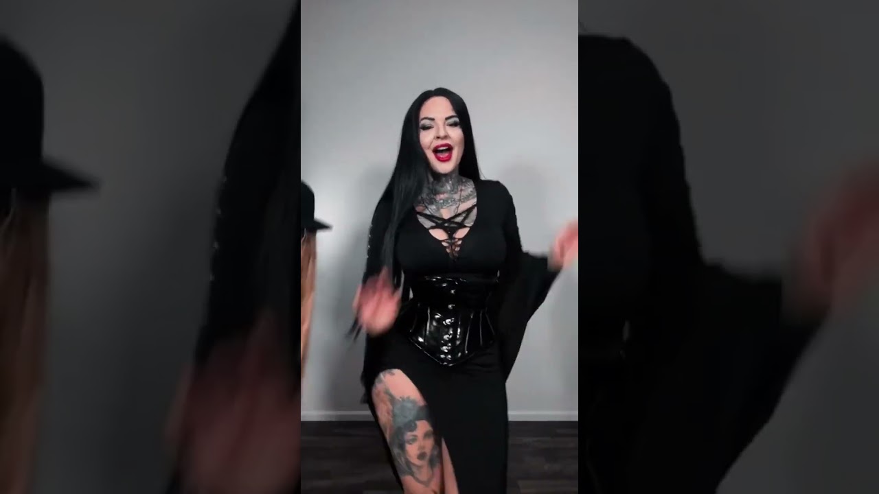 Morticia 🥀 #shortsfeed #shortsvideo #cosplay #shorts