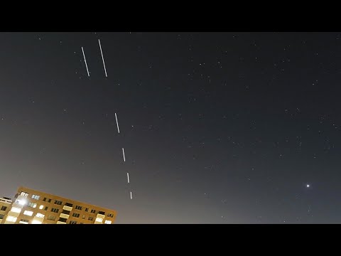 Video: Vijf UFO's Cirkelden In De Nachtelijke Hemel Boven Californië - Alternatieve Mening
