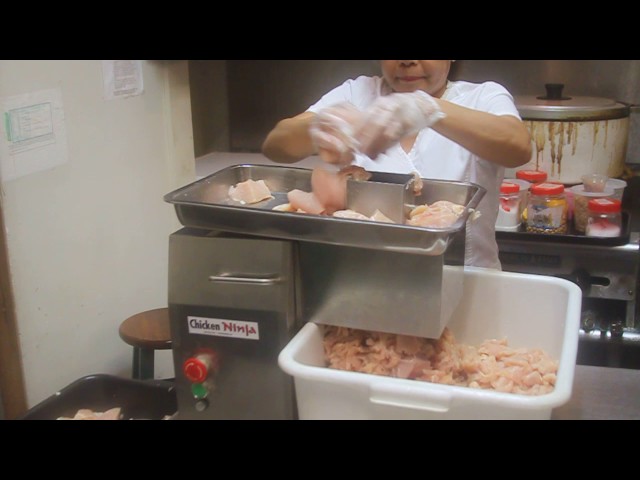 How is the Chicken Ninja Meat Slicer Machine work? 