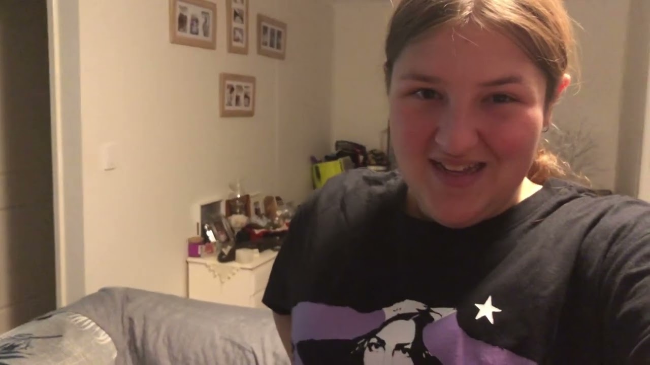 First Vlog: House Sitting (Official Vlog #1)