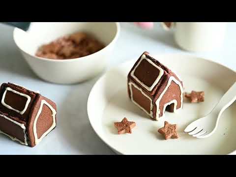 Fun Mini Gingerbread House recipe to try with your kids!