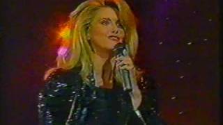 Miniatura de "OLIVIA NEWTON JOHN - I NEED LOVE  Monaco"