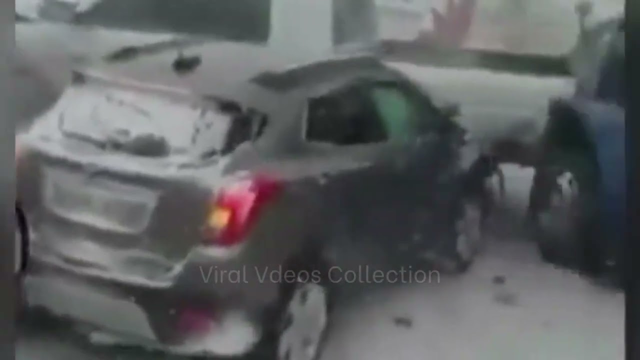 Massive car crash pile up near Oak Grove