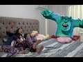 UM MONSTRO INVADIU A NOSSA CASA (BAD MONSTER) HISTORINHA EM PORTUGUÊS