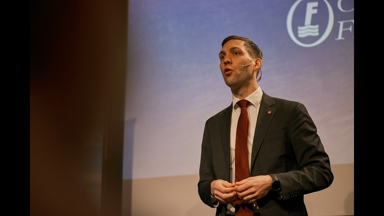 Frokostseminar mars 2026, klima og- miljøminister Andreas Bjelland Eriksens