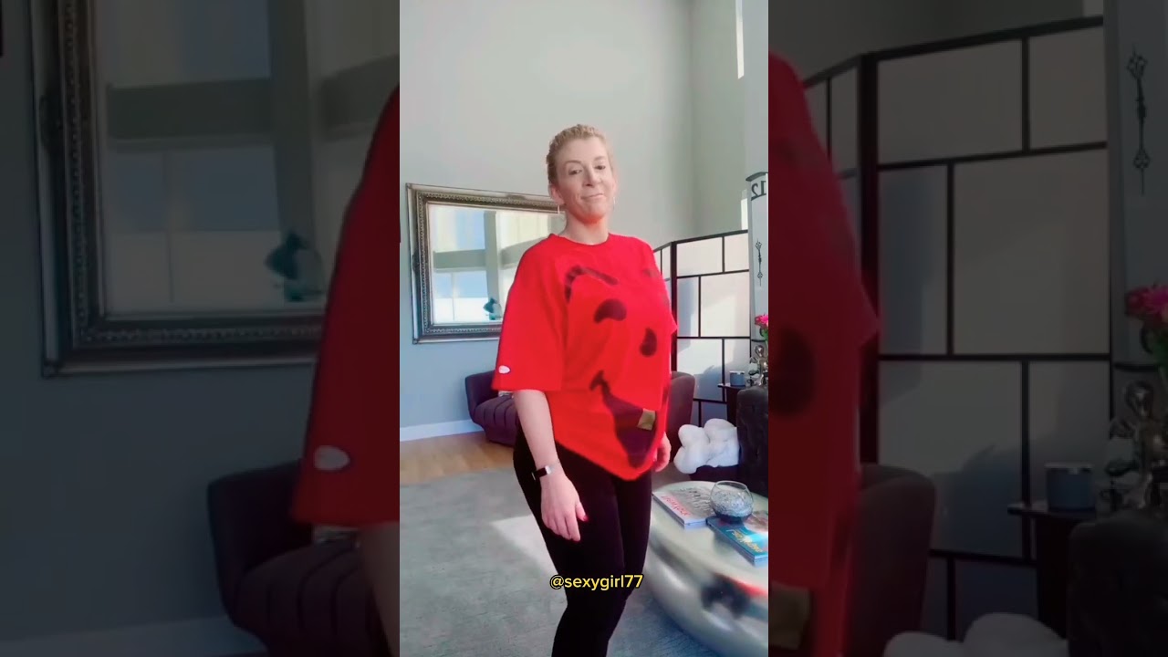 ⁣HOT MILF PORN ST4R#SARAJAY#ADULTSTAR#avneetkaur#SHORTS