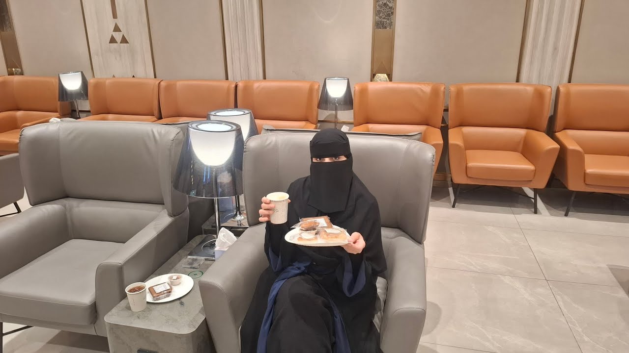 فلوق رحلتي لمصر 🇪🇬 | أول يوم لي مع أهلي والأجواء خيااالية ✨