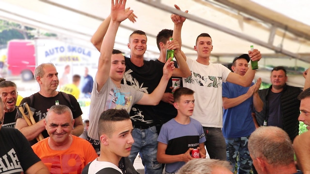 Najveselije društvo na koridi | Sladna, Srebrenik