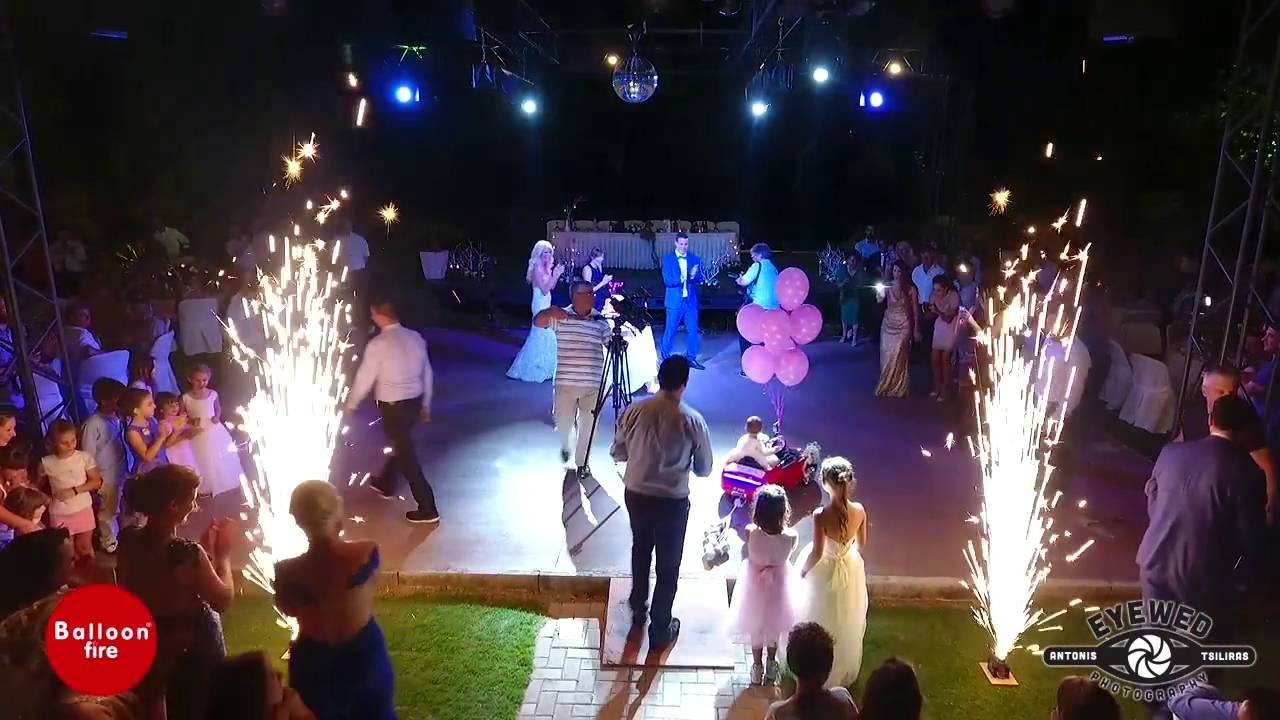 Επακρον είσοδος παιδί με αυτοκινητάκι