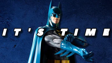 It's Time For Batman To Wear The Blue-Grey Suit In The DCU