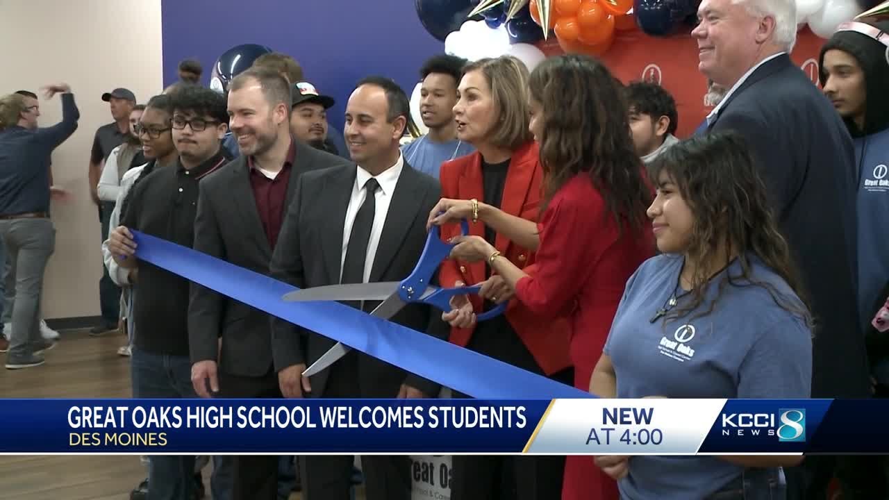 New Des Moines charter school give kids a second chance - YouTube