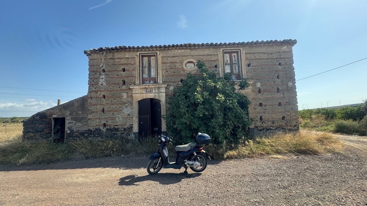 CASA DEL 1800 ABBANDONATA IN CAMPAGNA