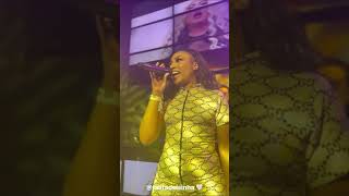 Talita Cipriano na Gambiarra A Festa (Ao Vivo)