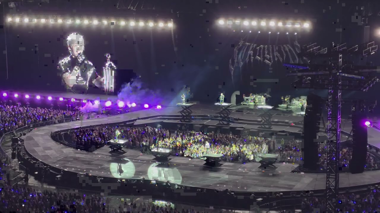 251019 SKZ ENCORE CONCERT - COVER ME, IN MY HEAD