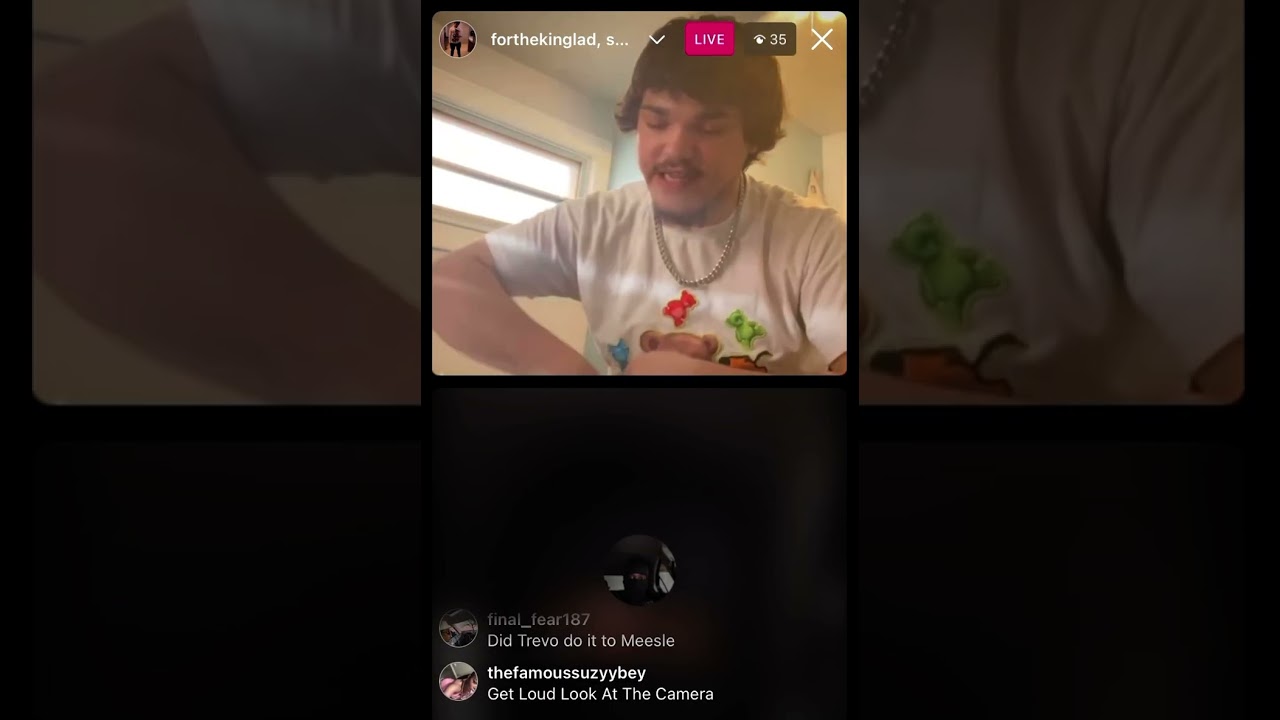 Trenches News (Swiper) freestyling with a fan