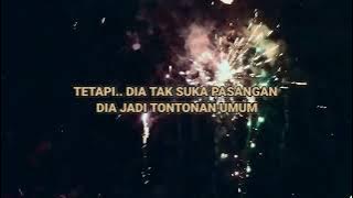 story wa 30 detik.... duduk top topan #whatsappstatus