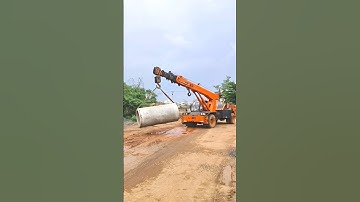 Hydra Machine Bada Sa Concrete Pipe Ko Uthaya 😳 #hydra #jcb #pipe #viralvideo #shorts #short
