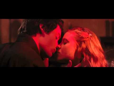 Vampire Academy teaser trailer NL