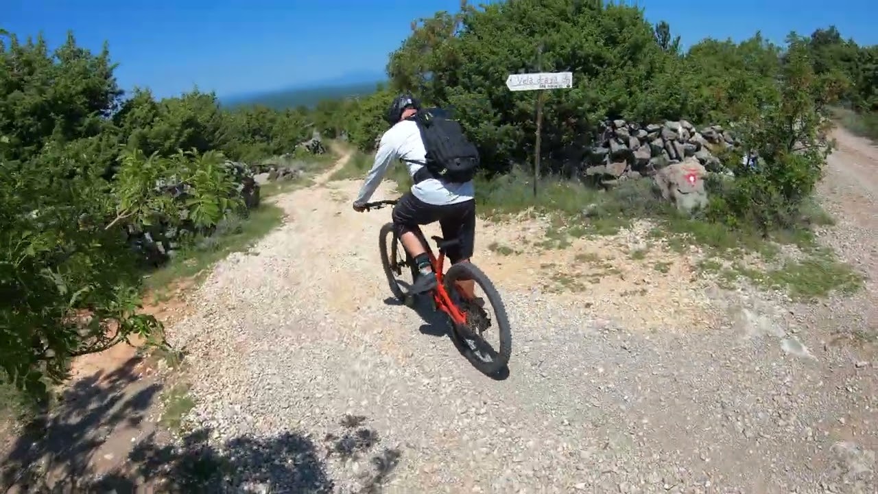 MTB KRK - Verschieden Trails - Verlassene Stadt - Vela Draga - Kräuter Trail