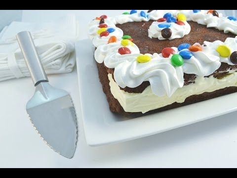 How to Make a Giant Brownie Ice Cream Sandwich - Ice Cream Cake | RadaCutlery.com