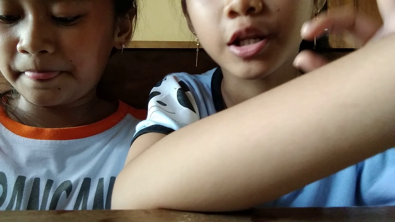 Makan lidah buaya