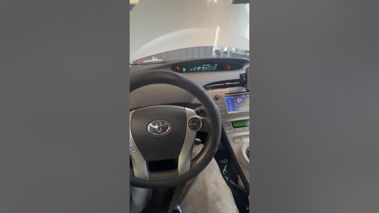 2015 Toyota Prius Reseteo Mantenimiento requerido / oil life reset