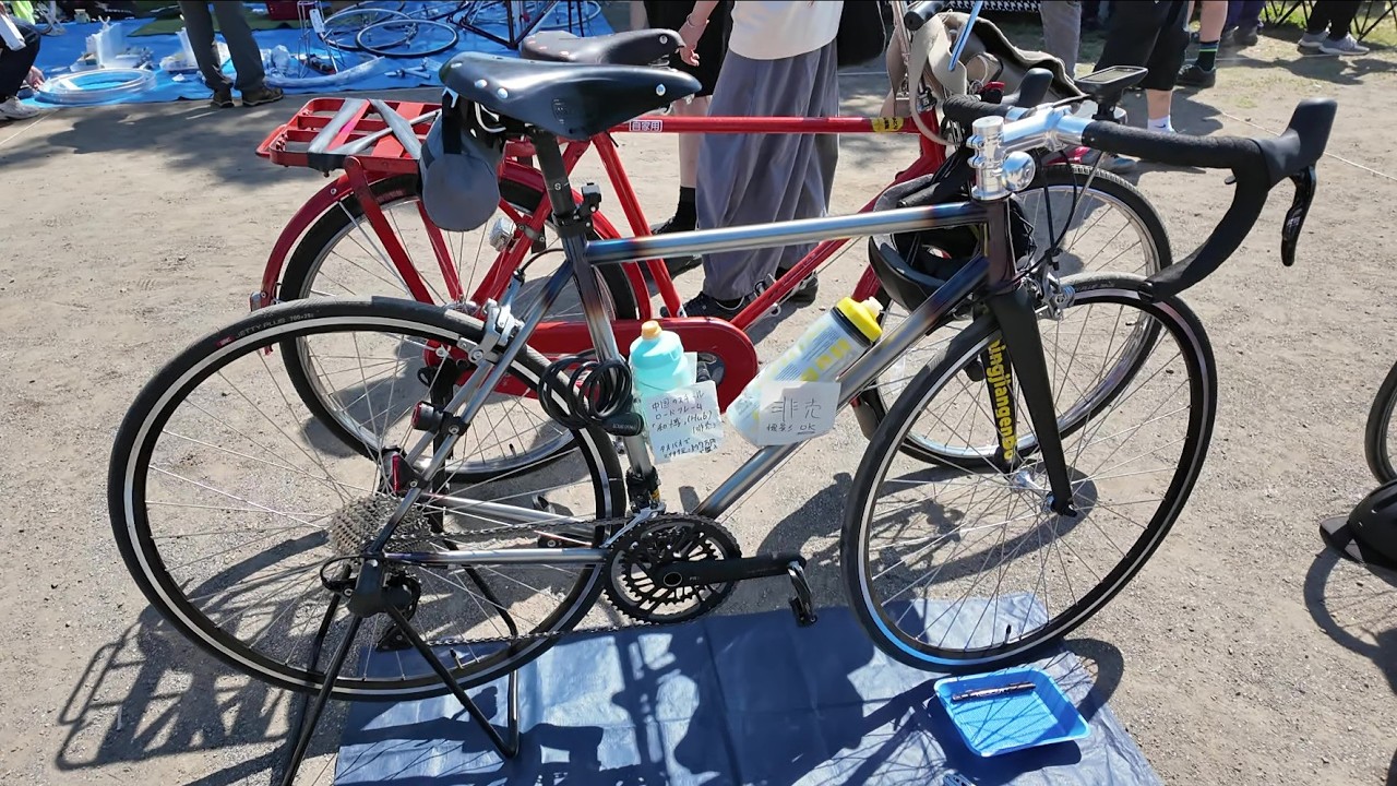 I Went to the Arakawa Cycle Flea Market with a Chinese Steel Frame