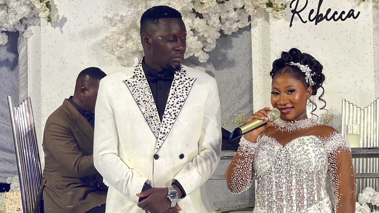 Speech ya Chosen Becky ku wedding ye yebazizza professor Ssekajja obutamuswaza eri abantu be 