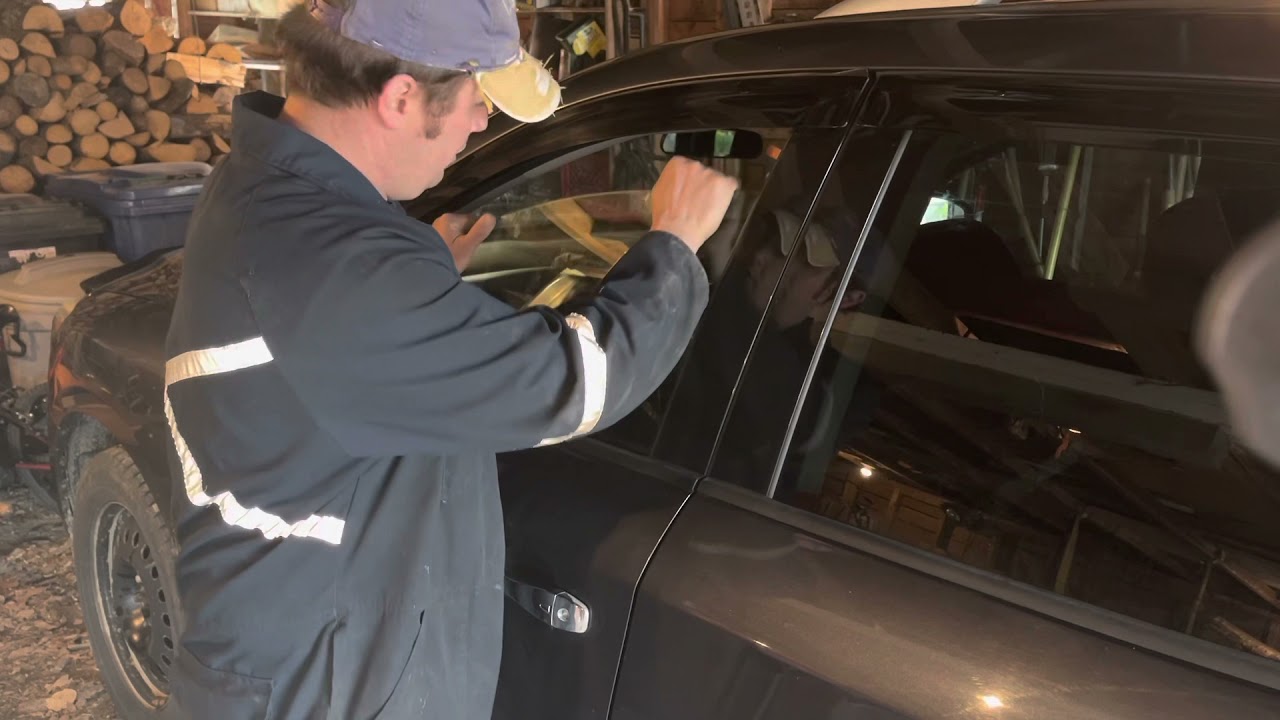 2013 Nissan Pathfinder Window Regulator Replacement - YouTube