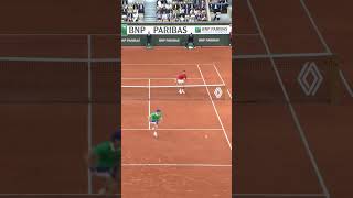 That rally between Jannik Sinner and Novak Djokovic at Roland-Garros last year 🎾🔥