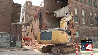 Demolition begins on portion of collapsed Lemp Brewery building