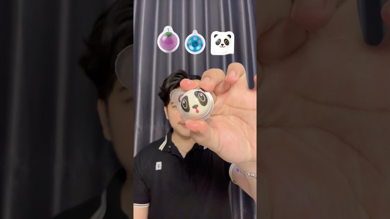 MAKAN BOLA EMOJI, enak sih cuman enak an permen biasa #makan #food #challenge