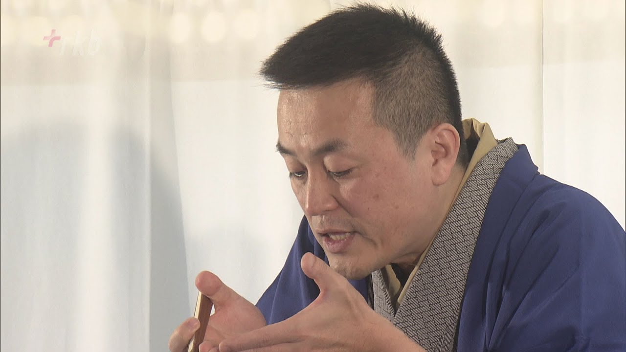 「落語と食」組み合わせた演目公演 演目の”うどん”提供も - YouTube