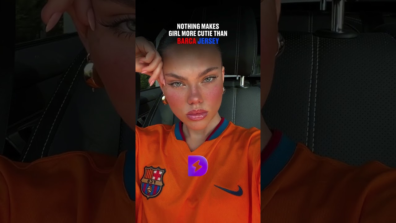 Girls + Barca Jersey 