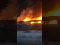 Сильный пожар вспыхнул в складском помещении близ Алматы.