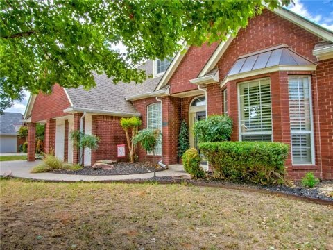 604 Riverwalk Court, Norman, OK home video tour
