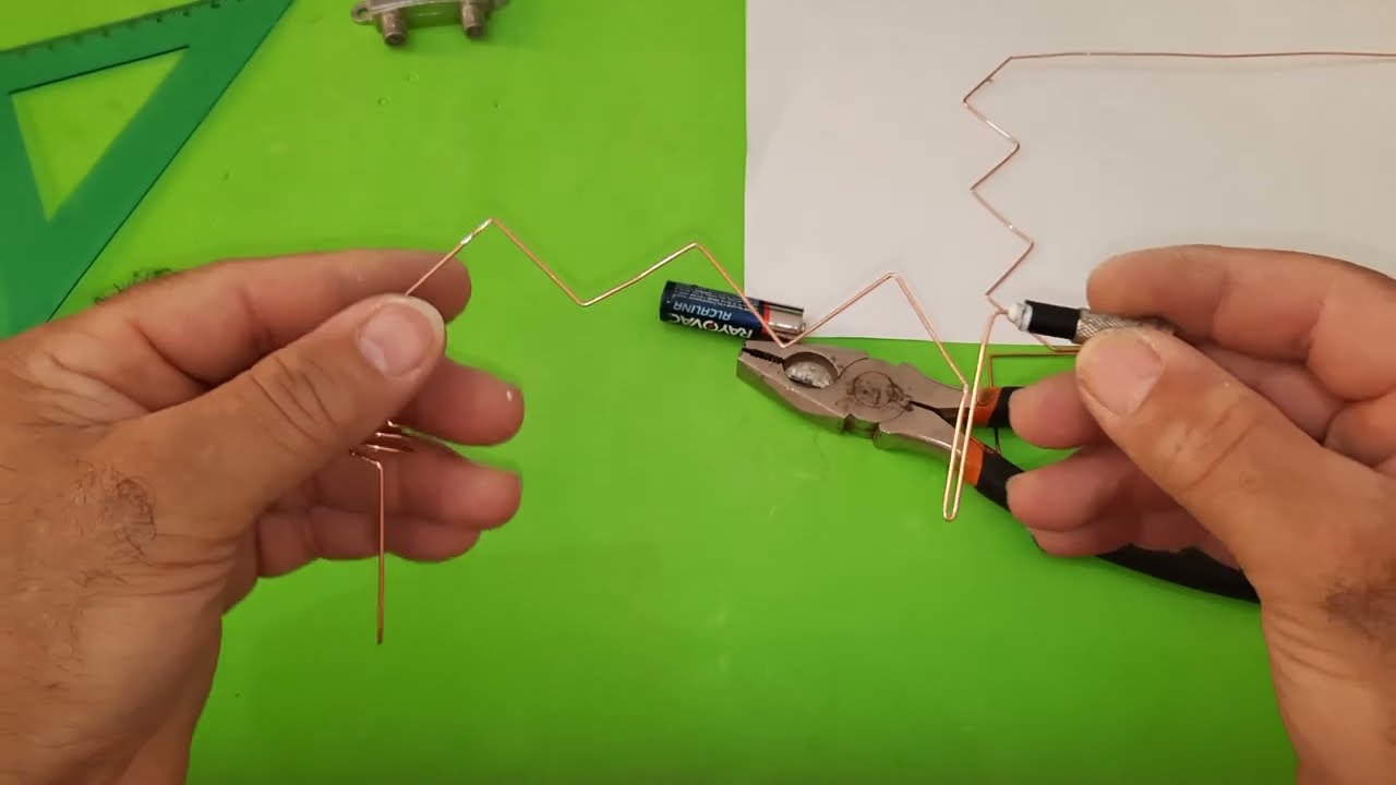 HIGH POWER ANTENNA 📺☝ How To Watch FREE Tv Channels 100% without cable.