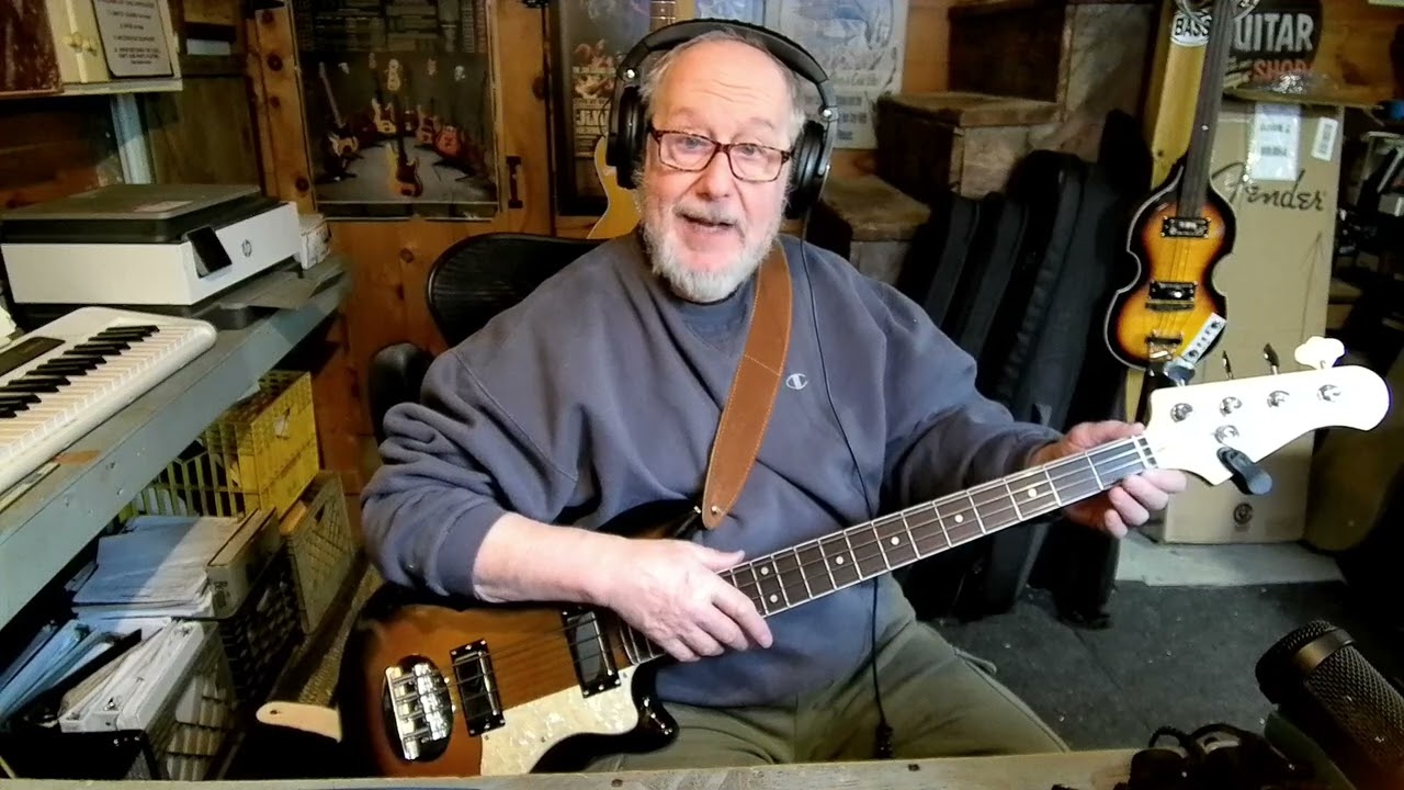 Lakland HB30 + D'addario ECB81S chromes