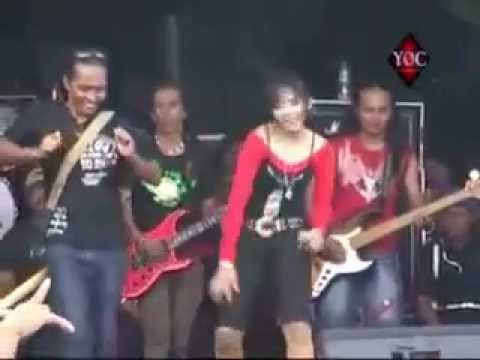 Monata Tirai Cinta.flv