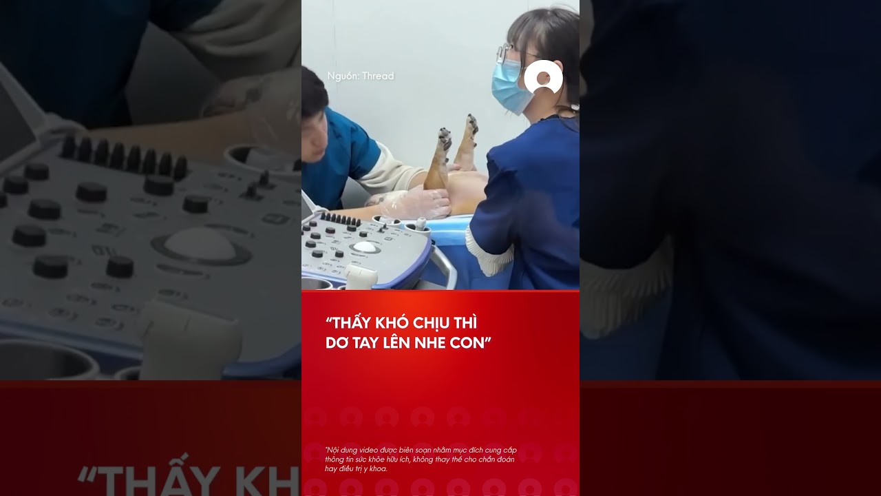 KhÃ³ chá»‹u thÃ¬ dÆ¡ tay lÃªn nhe con ðŸ˜‚#shorts #giaitri