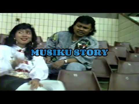 Doel Sumbang - Anjing Menggonggong Kafilah Berlalu