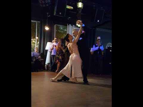 Milonga TANGO BARGE Paris 09/11/2021: Paula Franciotti & Orlando Scarpelli