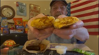 Taco Bell New Cantina Chicken Rolled Quesadilla & New Empanadas But Are They Any Good? Cantina Chicken Rolled Quesadilla Dessert Empanadas