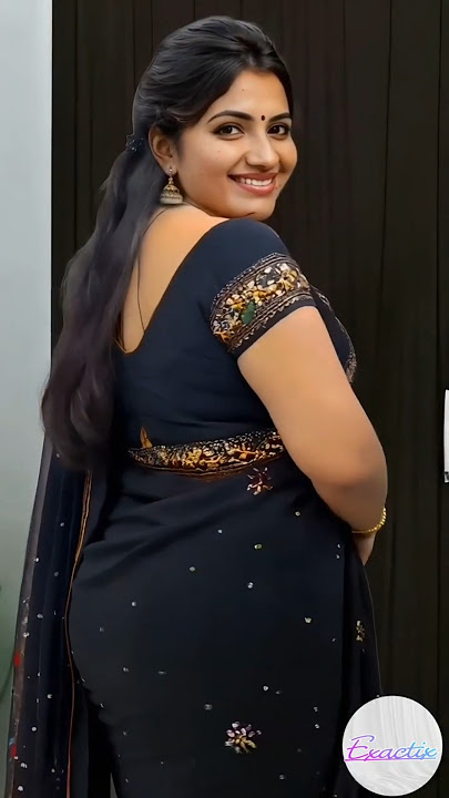 Mesmerizing Black Saree Look | Glamorous Navel Show Photoshoot