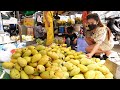 Market show, Ripe mango season in country / Buy ripe mango for my cooking